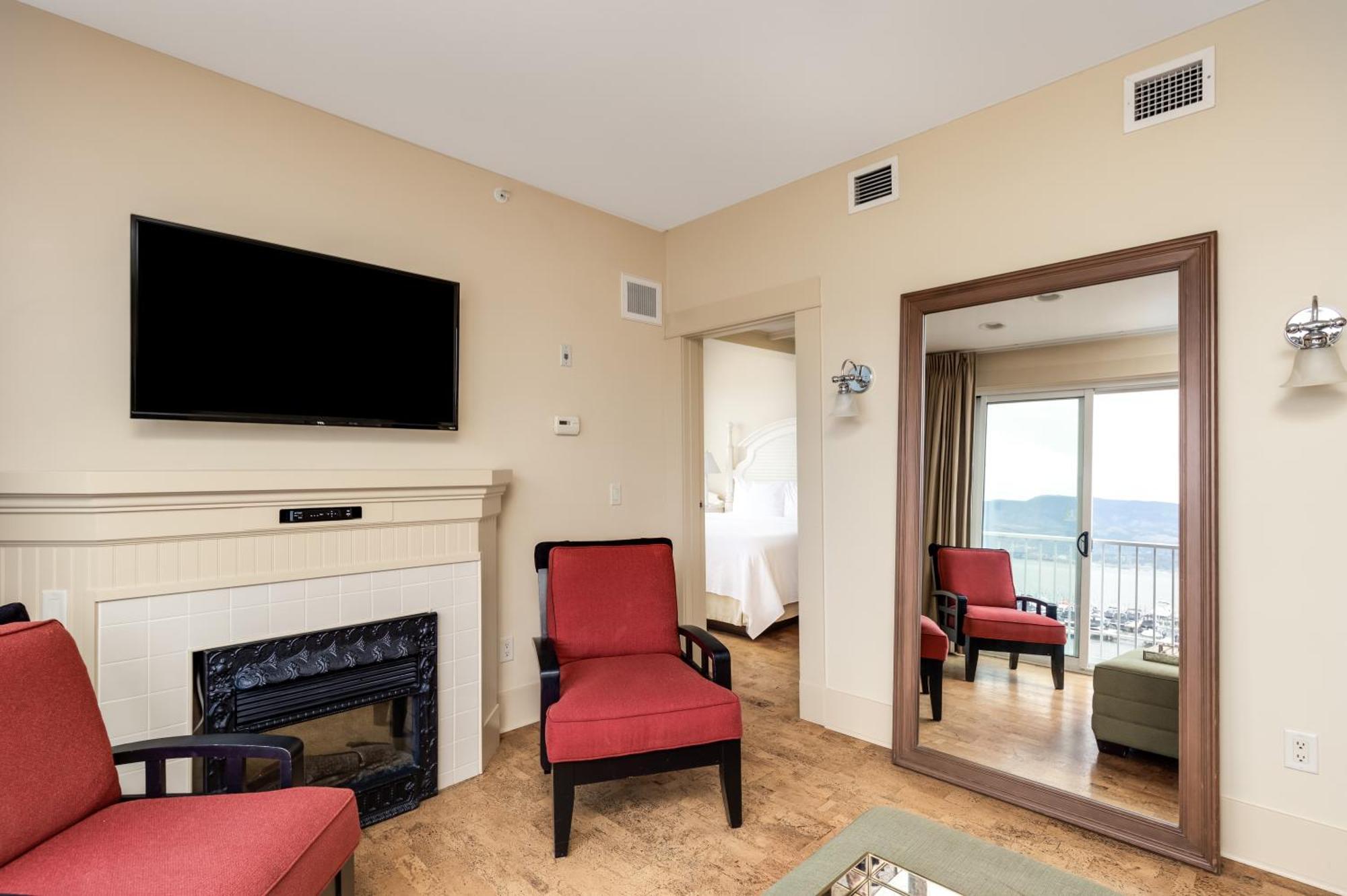 Hotel Eldorado At Eldorado Resort Kelowna Room photo